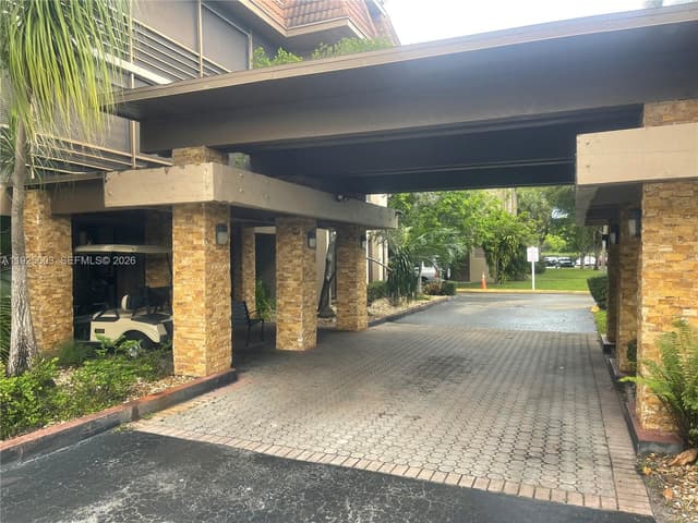 661 NE 195th St # 309, Miami FL 33179 - Miami, FL - Photo 6