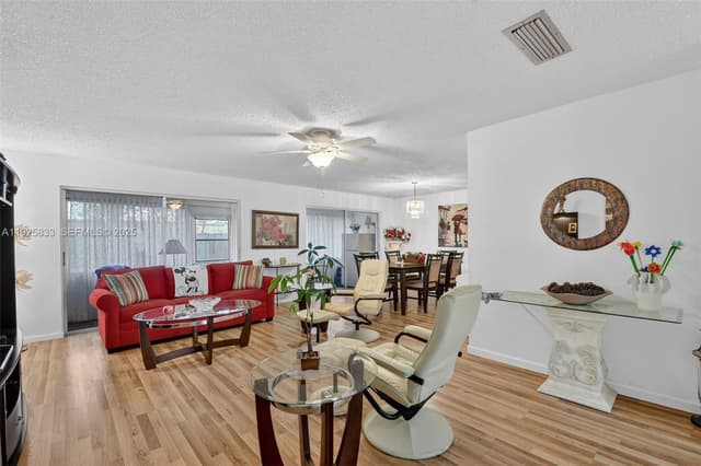 820 Salem Ln # B, Lake Worth FL 33467 - Lake Worth, FL - Photo 4