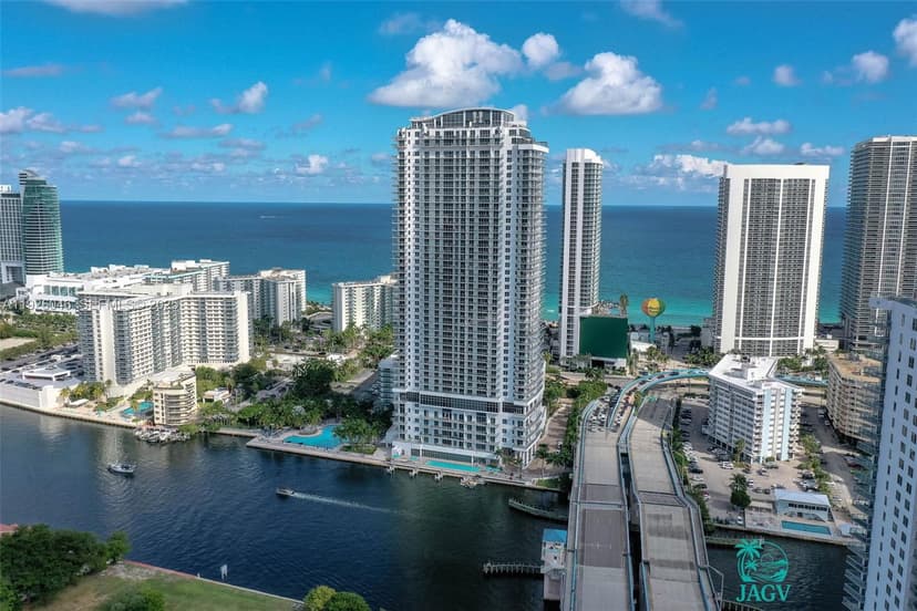 4010 S Ocean Dr # R3005, Hollywood FL 33019