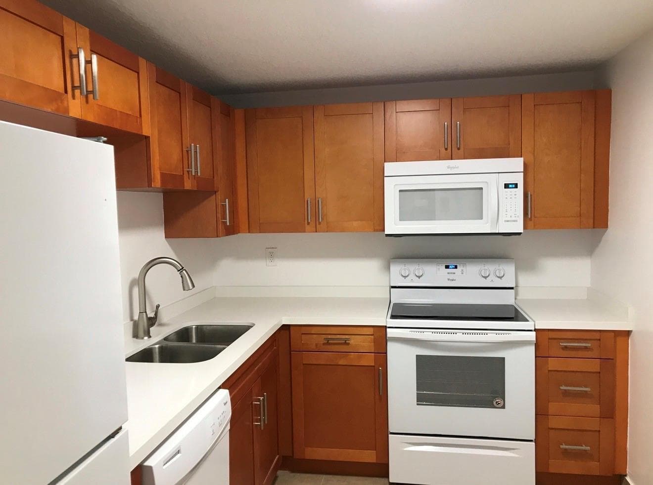 4394 NW 9th Avenue # 3a, Deerfield Beach FL 33064 - Deerfield Beach, FL - Photo 1