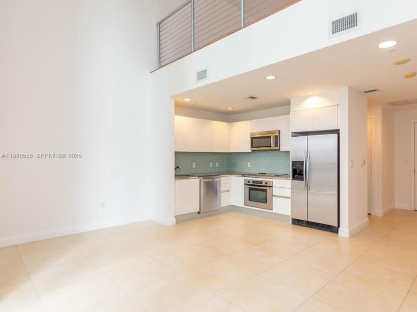 1050 Brickell Ave # 606, Miami FL 33131