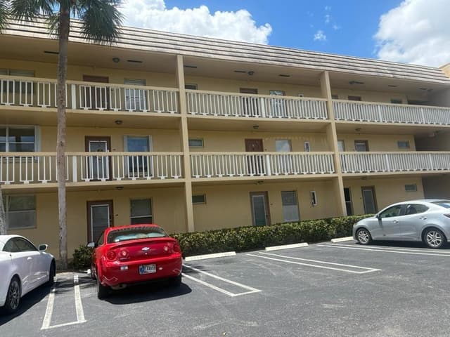 6001 NW 61st Avenue # 105, Tamarac FL 33319 - Tamarac, FL - Photo 6