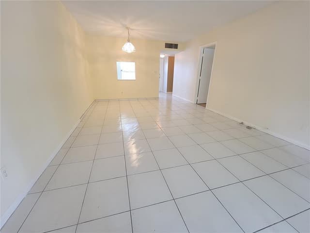 6000 NW 64th Avenue # 205, Tamarac FL 33319 - Tamarac, FL - Photo 4