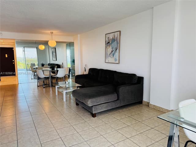 3660 NE 166th St # 812, North Miami Beach FL 33160 - North Miami Beach, FL - Photo 4