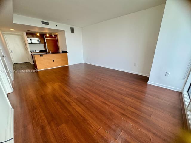 50 BISCAYNE Blvd # 3807, Miami FL 33132 - Miami, FL - Photo 4