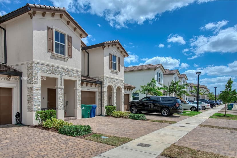 12661 NW 23rd Pl, Miami FL 33167