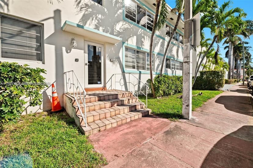 8345 Byron Ave # 6, Miami Beach FL 33141