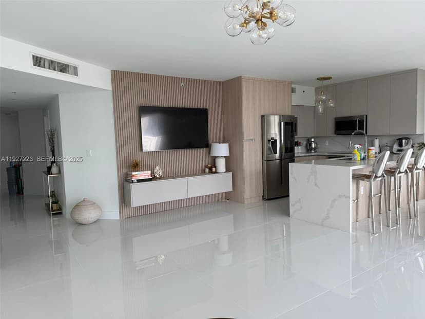 17555 Atlantic Blvd # 1001, Sunny Isles Beach FL 33160