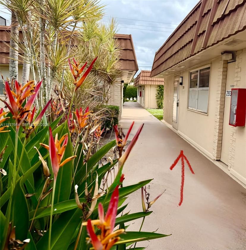 293 Seville M # 293, Delray Beach FL 33446