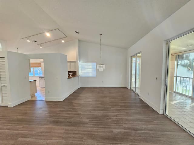 9637 Shadybrook Drive # 201, Boynton Beach FL 33437 - Boynton Beach, FL - Photo 6