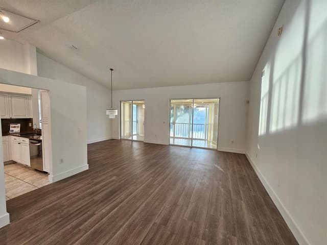 9637 Shadybrook Drive # 201, Boynton Beach FL 33437 - Boynton Beach, FL - Photo 5