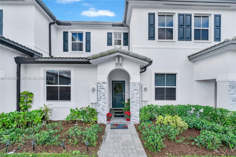 16266 SW 291st St, Homestead FL 33033