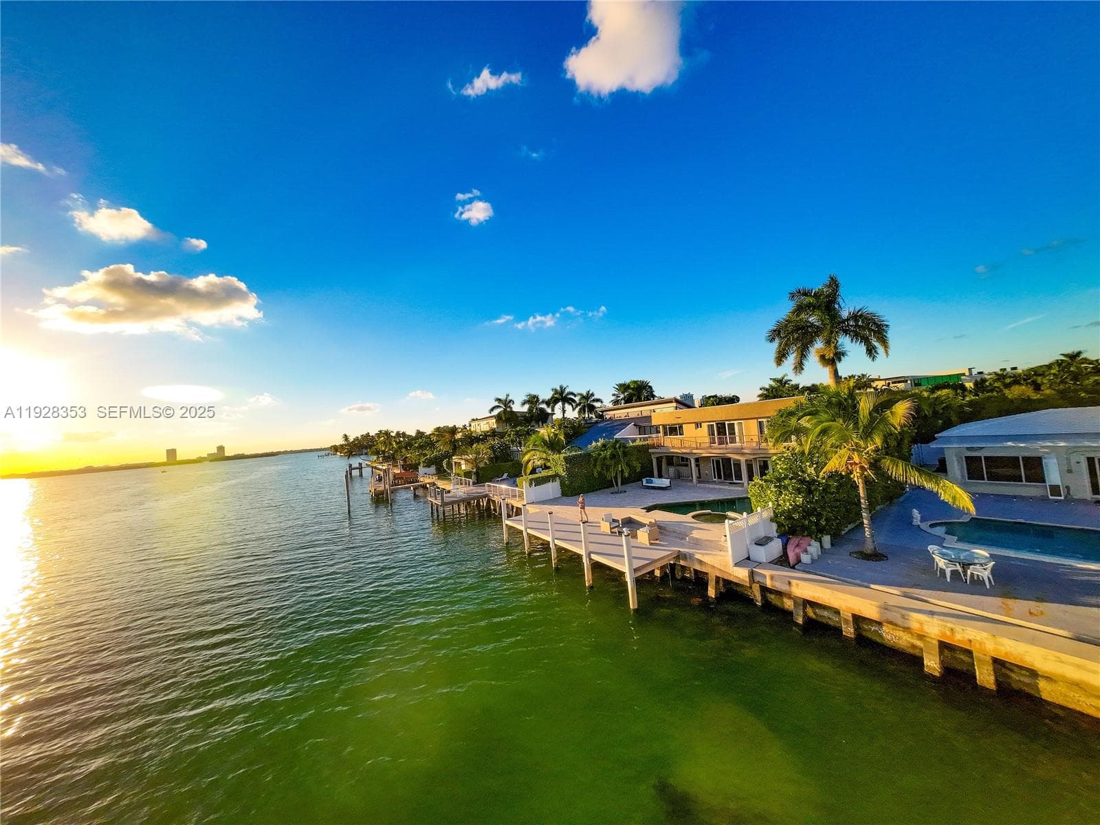 1500 S Treasure Dr, North Bay Village FL 33141