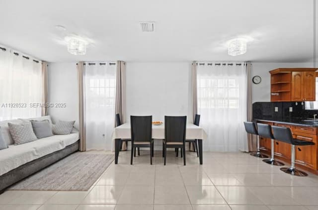 701 NE 6th St, Hallandale Beach FL 33009 - Hallandale Beach, FL - Photo 3