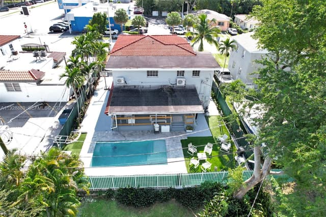 3711 SW 27th Ter, Miami FL 33134 - Miami, FL - Photo 2
