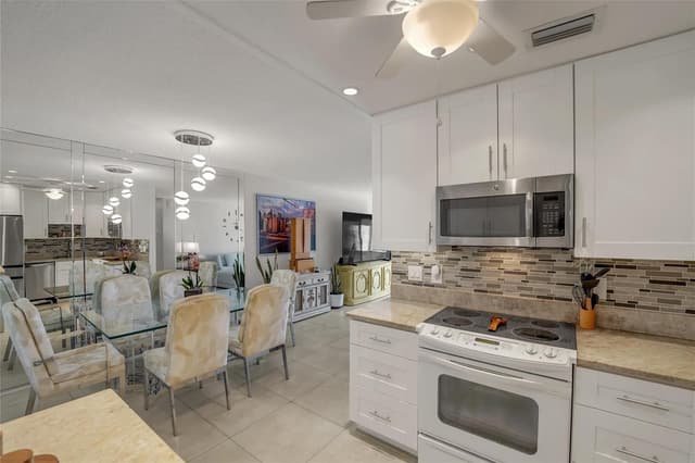 700 Layne Boulevard # 301, Hallandale Beach FL 33009 - Hallandale Beach, FL - Photo 6