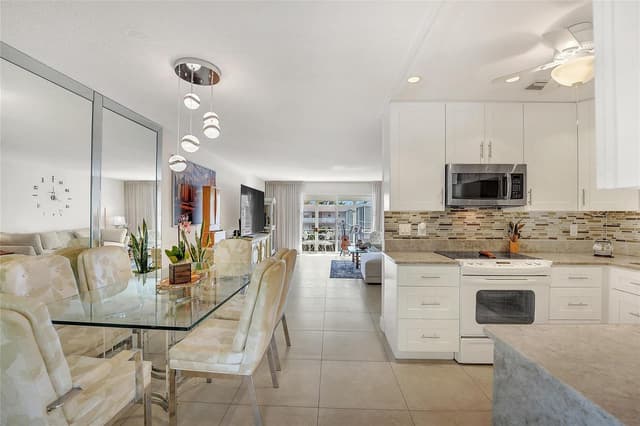 700 Layne Boulevard # 301, Hallandale Beach FL 33009 - Hallandale Beach, FL - Photo 4