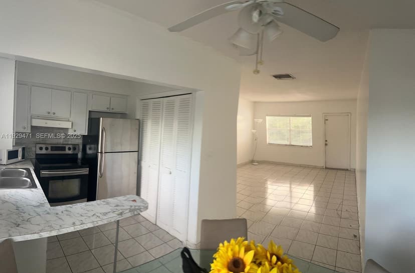 2420 Johnson St # 303, Hollywood FL 33020
