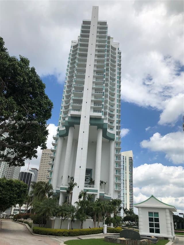 900 Brickell Key Blvd # 1602, Miami FL 33131 - Miami, FL - Photo 3