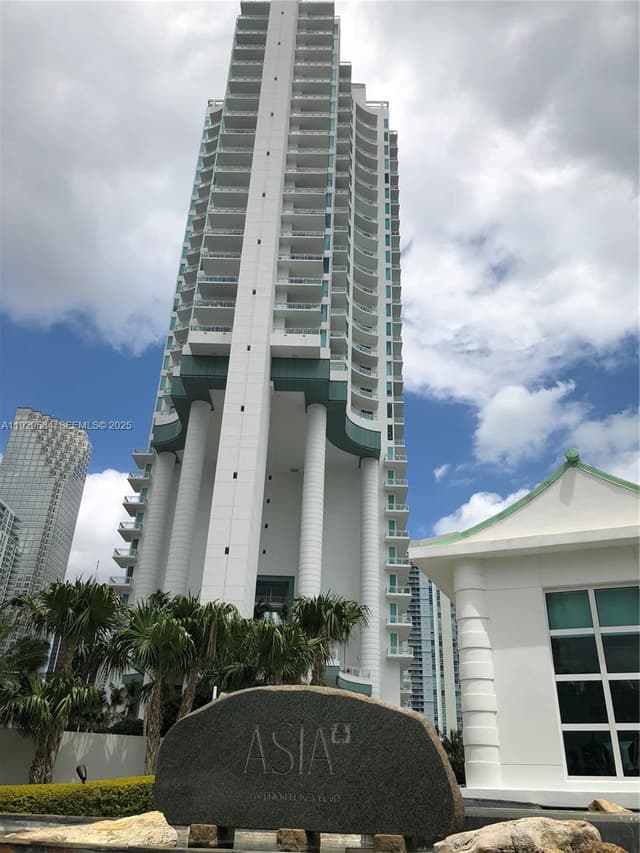 900 Brickell Key Blvd # 1602, Miami FL 33131 - Miami, FL - Photo 4