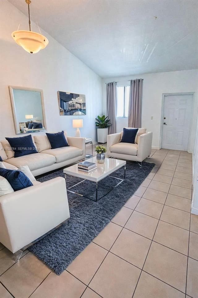 2811 SE 17th Ave # 210, Homestead FL 33035 - Homestead, FL - Photo 3