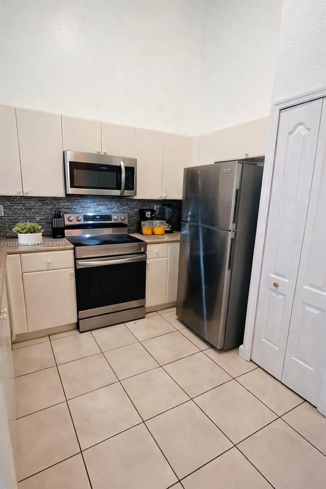 2811 SE 17th Ave # 210, Homestead FL 33035 - Homestead, FL - Photo 5