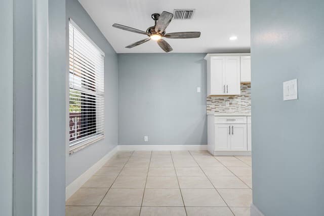 1740 NW 19th Terrace # 204, Delray Beach FL 33445 - Delray Beach, FL - Photo 6