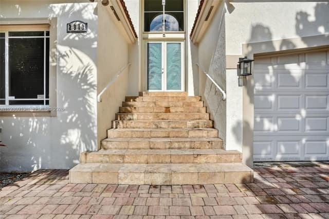 2913 SW 13th St, Miami FL 33145 - Miami, FL - Photo 7