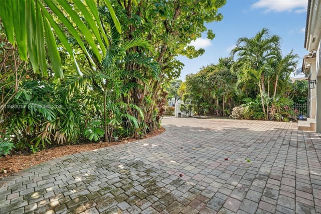 2913 SW 13th St, Miami FL 33145 - Miami, FL - Photo 4