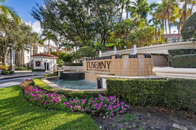 2202 Tuscany Way, Boynton Beach FL 33435