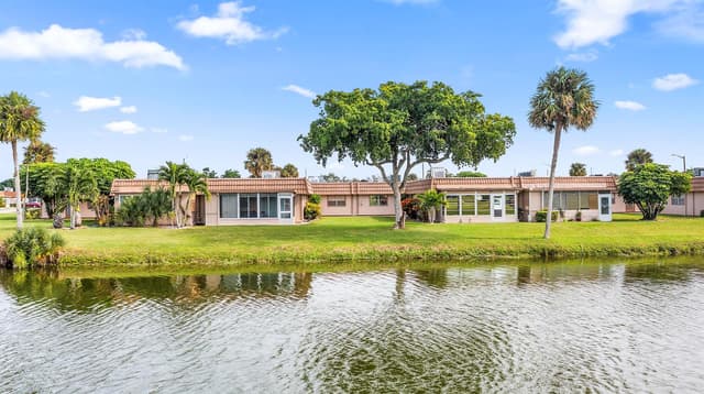 341 Seville O, Delray Beach FL 33446 - Delray Beach, FL - Photo 2