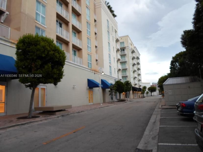 7275 SW 90th Way # 611, Miami FL 33156