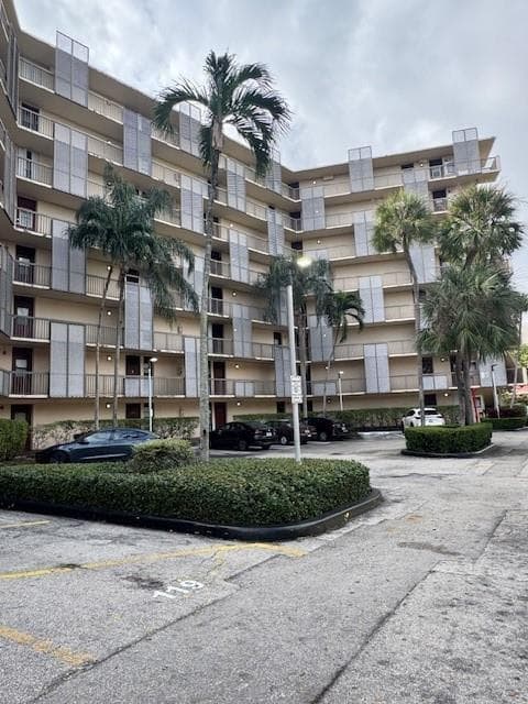 3301 N Country Club Drive # 506, Aventura FL 33180 - Aventura, FL - Photo 5