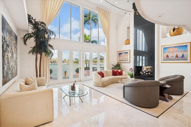 5 Isla Bahia Drive, Fort Lauderdale FL 33316 - Fort Lauderdale, FL - Photo 2
