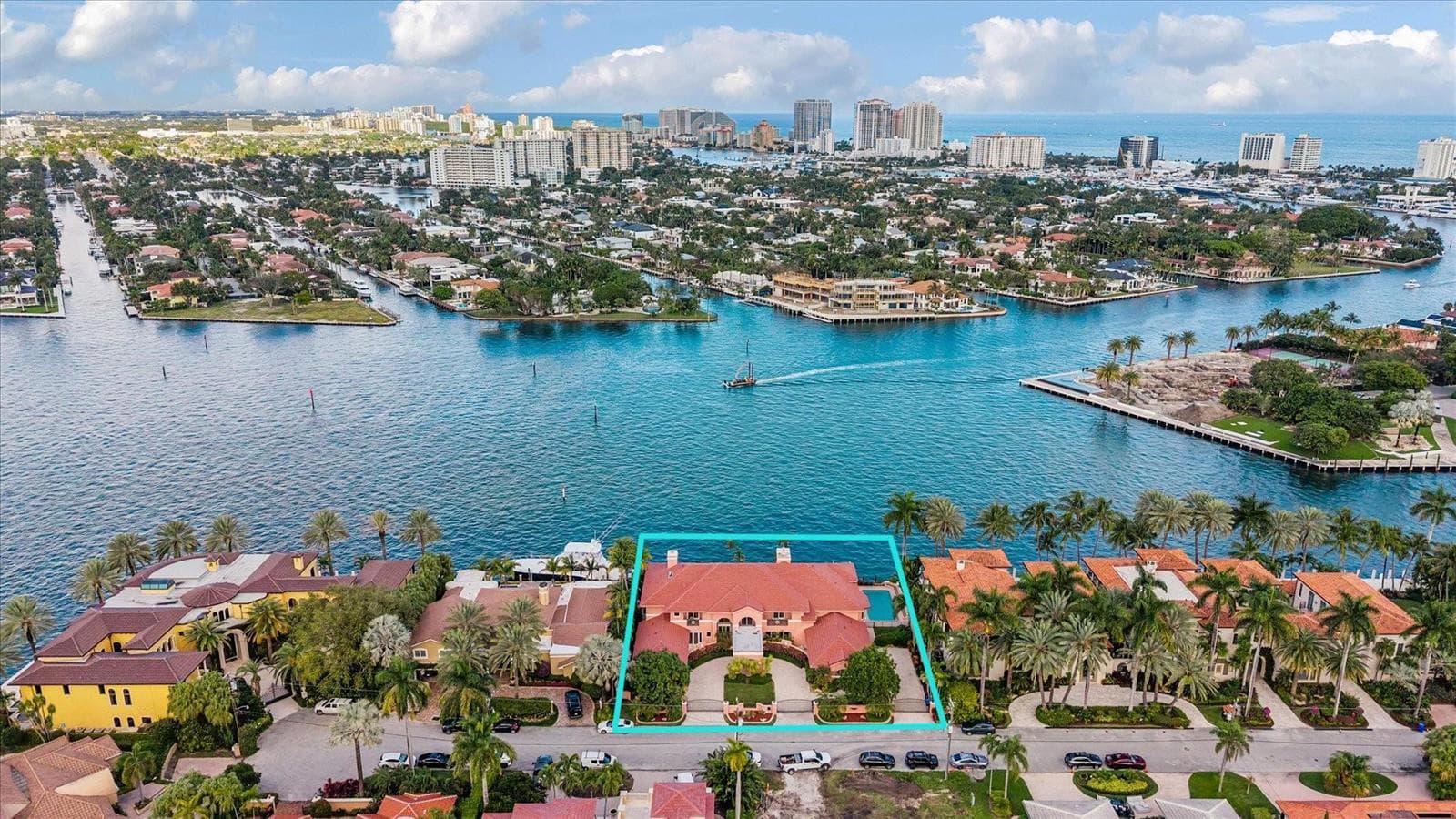 5 Isla Bahia Drive, Fort Lauderdale FL 33316 - Fort Lauderdale, FL - Photo 1