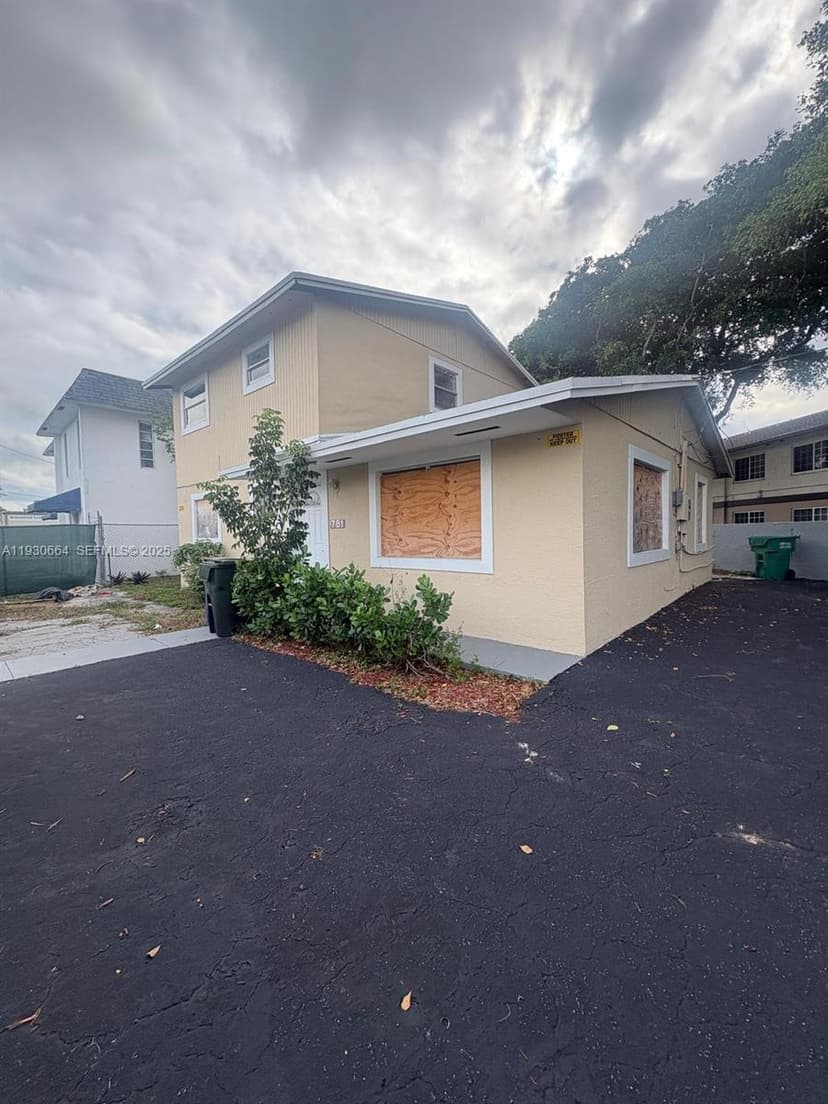 781 NW 22nd Rd, Fort Lauderdale FL 33311
