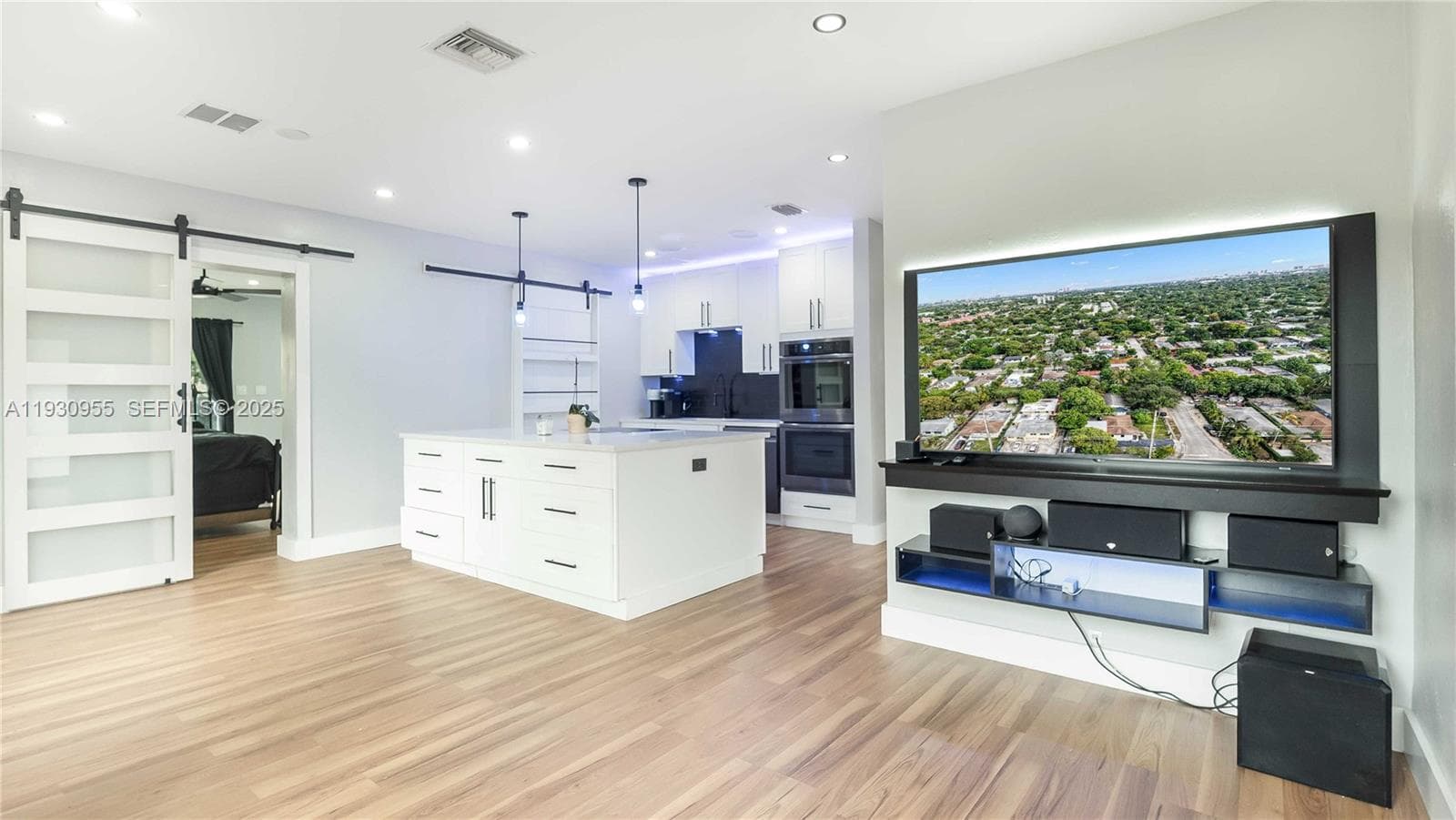 817 NW 17th St, Fort Lauderdale FL 33311