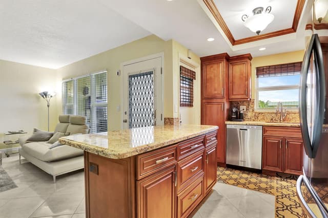806 SE 7th Street # 403, Deerfield Beach FL 33441 - Deerfield Beach, FL - Photo 5