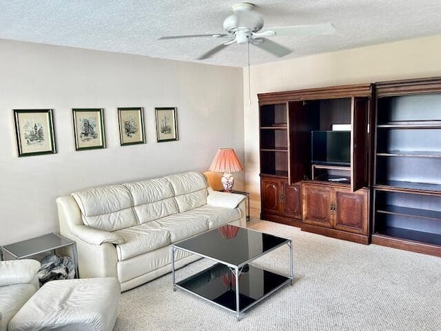 715 Normandy O, Delray Beach FL 33484 - Delray Beach, FL - Photo 3