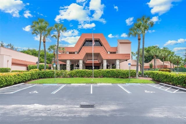 3130 Holiday Springs Boulevard # 104, Margate FL 33063 - Margate, FL - Photo 6