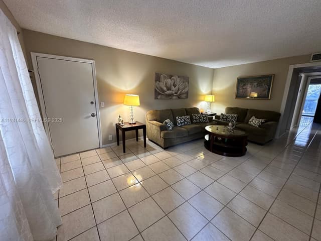 251 SW 134th Way # 314M, Pembroke Pines FL 33027 - Pembroke Pines, FL - Photo 2