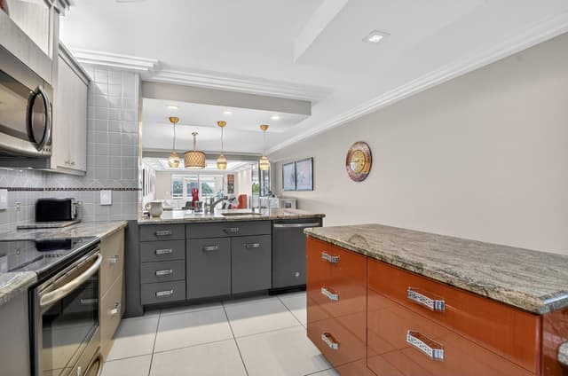 3080 Yarmouth D, Boca Raton FL 33434 - Boca Raton, FL - Photo 3