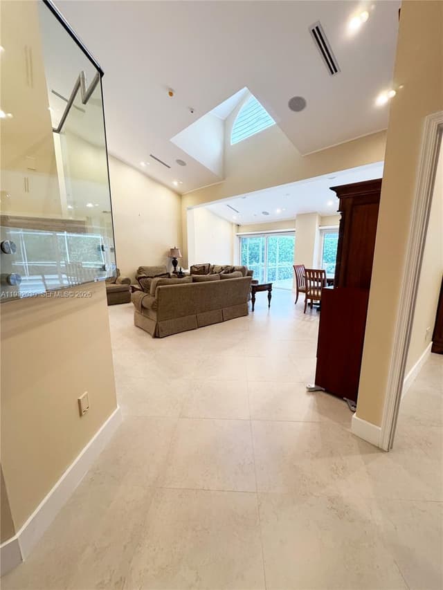 610 Misty Oaks Ln, Pompano Beach FL 33069 - Pompano Beach, FL - Photo 4