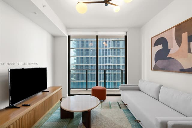 11 NE 6th St # 2005, Miami FL 33132 - Miami, FL - Photo 2