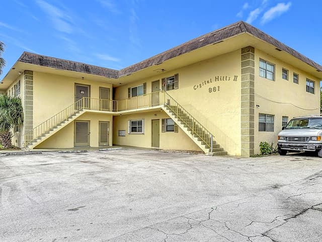961 NW 45th Street # 3, Deerfield Beach FL 33064 - Deerfield Beach, FL - Photo 2