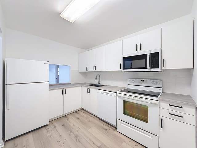 961 NW 45th Street # 3, Deerfield Beach FL 33064 - Deerfield Beach, FL - Photo 6