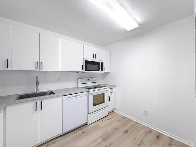 961 NW 45th Street # 3, Deerfield Beach FL 33064 - Deerfield Beach, FL - Photo 4