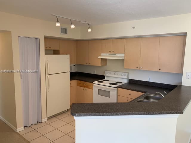 4041 San Marino Blvd # 308, West Palm Beach FL 33409 - West Palm Beach, FL - Photo 3