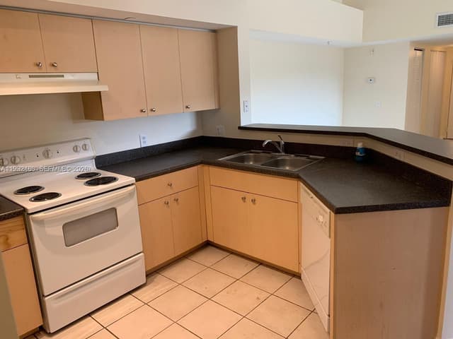 4041 San Marino Blvd # 308, West Palm Beach FL 33409 - West Palm Beach, FL - Photo 4