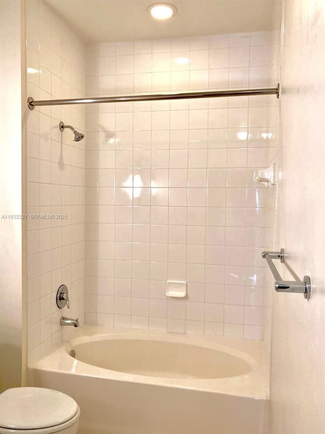 2001 Biscayne Blvd # 2608, Miami FL 33137 - Miami, FL - Photo 6